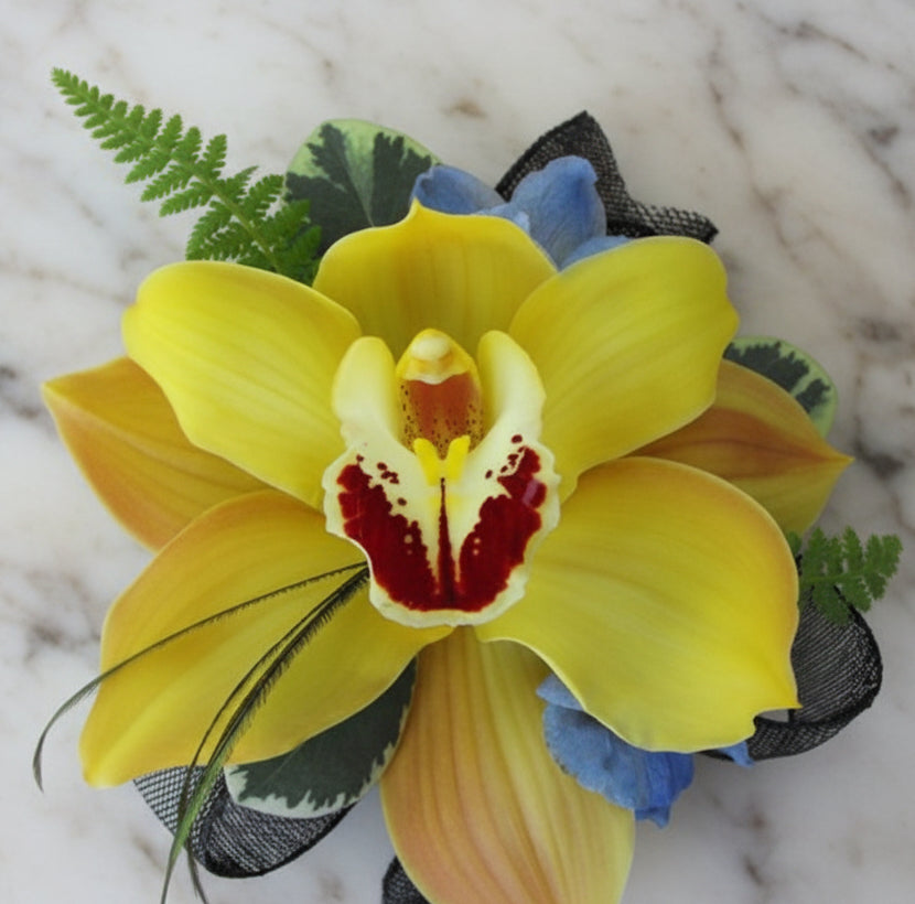 (黃色)蕙蘭襟花 Mr.006